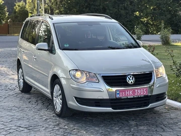 Авто Volkswagen Touran 2010 № 8006774