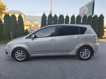 Авто Toyota Corolla Verso 2008 № 8006947