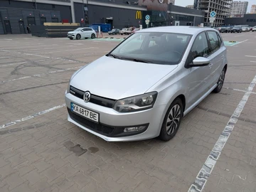Авто Volkswagen Polo 2014 № 8007002
