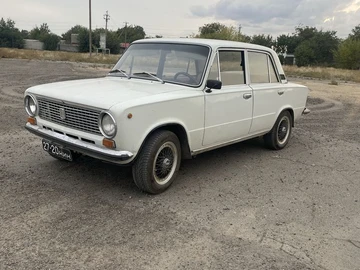 Авто ВАЗ 2101 1977 № 8007089
