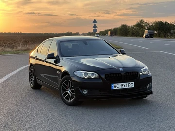 Авто BMW 5 Серия 2012 № 8007383