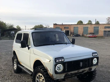 Авто ВАЗ 2121 1990 № 8007390