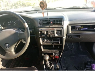 Авто Opel Vectra 1991 № 8007583