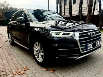 Авто Audi Q5 2020 № 8007644