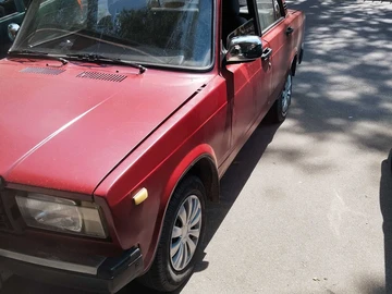 Авто ВАЗ 2107 1996 № 8007653