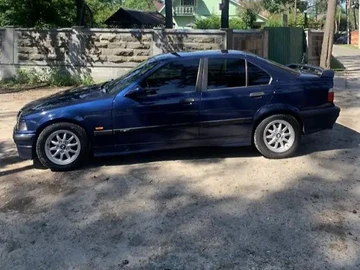 Авто BMW 3 Серия 1992 № 8007714