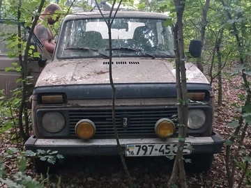 Авто ВАЗ 2121 1985 № 8007801