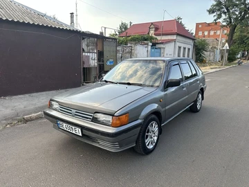 Авто Nissan Sunny 1987 № 8007804