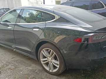 Авто Tesla Model S 2013 № 8007844