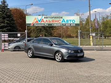 Авто Volkswagen Jetta 2014 № 8007978