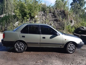 Авто Suzuki Swift 1994 № 8008013