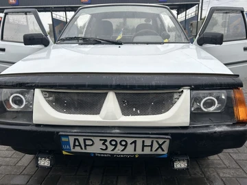 Авто ЗАЗ Таврия 2003 № 8008028