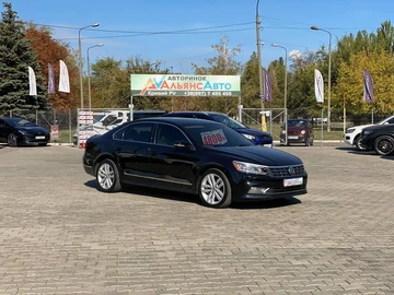 Авто Volkswagen Passat Sedan 2018 № 8008089