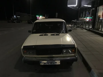 Авто ВАЗ 2107 1988 № 8008097