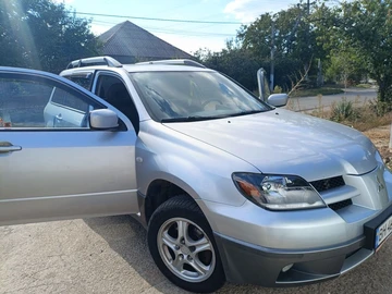 Авто Mitsubishi Outlander 2003 № 8008099