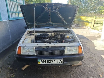 Авто ВАЗ 2109 1990 № 8008101
