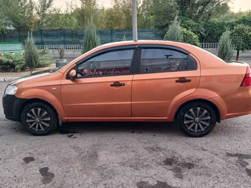 Авто Chevrolet Aveo 2006 № 8008107