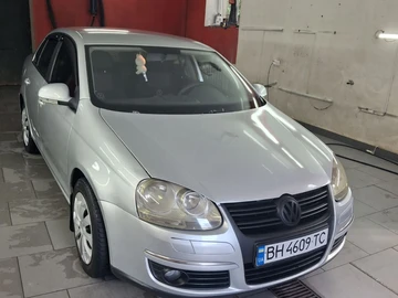 Авто Volkswagen Jetta 2008 № 8008125