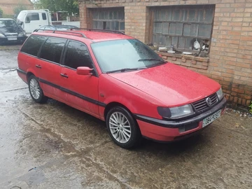 Авто Volkswagen Passat Variant 1996 № 8008391