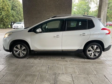 Авто Peugeot 2008 2016 № 8008402
