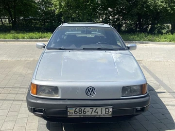 Авто Volkswagen Passat Sedan 1991 № 8008488