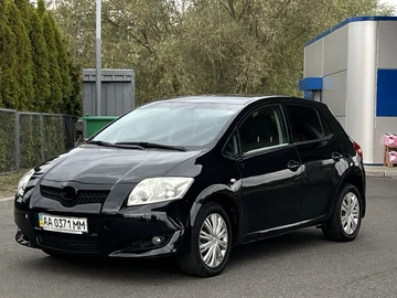 Авто Toyota Auris 2008 № 8008524