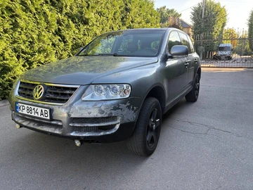 Авто Volkswagen Touareg 2004 № 8008652