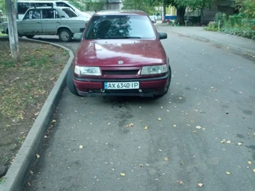 Авто Opel Vectra 1990 № 8008692
