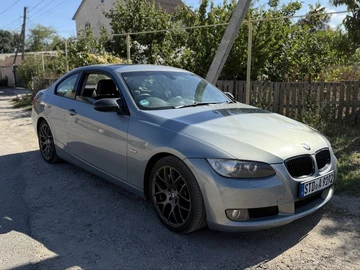 Авто BMW 3 Серия 2007 № 8008915