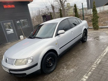 Авто Volkswagen Passat Sedan 1998 № 8008972