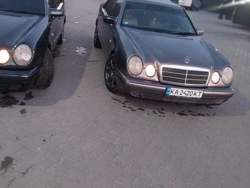 Авто Mercedes 230 1996 № 8009009