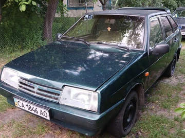 Авто ВАЗ 2109 2002 № 8009049