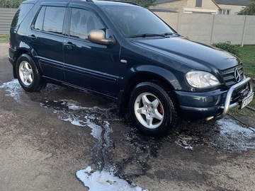 Авто Mercedes Ml Серия 2002 № 8009053