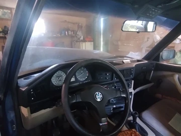 Авто BMW 5 Серия 1983 № 8009225