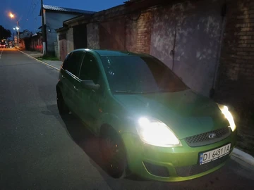 Авто Ford Fiesta 2006 № 8009227