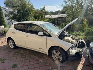 Авто Nissan Leaf 2014 № 8009255
