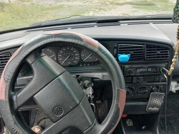 Авто Volkswagen Passat Cc 1993 № 8009279