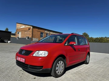 Авто Volkswagen Touran 2005 № 8009438