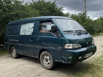 Авто Hyundai H100 1997 № 8009530