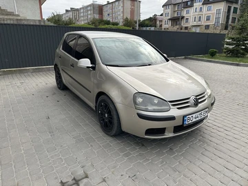 Авто Volkswagen Golf 2004 № 8009685