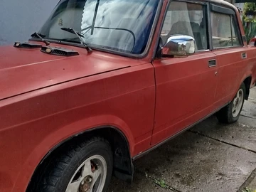 Авто ВАЗ 2107 1990 № 8009705