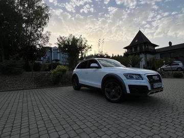 Авто Audi Q5 2009 № 8009917