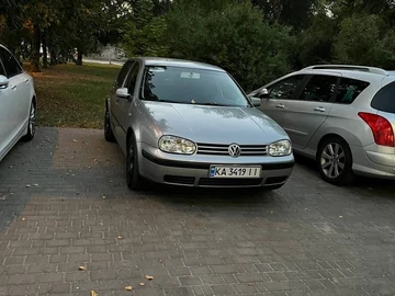 Авто Volkswagen Golf 2002 № 8009919