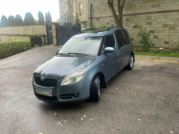 Авто Skoda Roomster 2009 № 8009950
