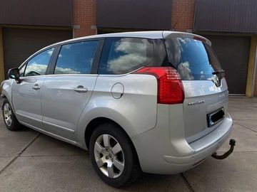Авто Peugeot 5008 2010 № 8009953