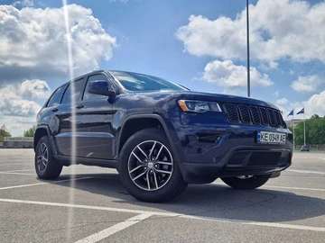 Авто Jeep Grand Cherokee 2017 № 8010080