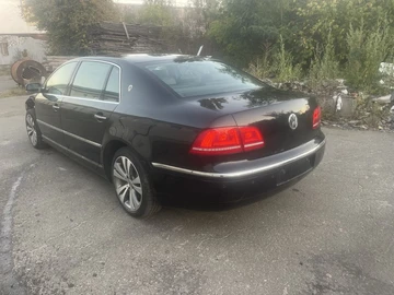 Авто Volkswagen Phaeton 2011 № 8010105