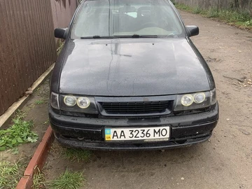 Авто Opel Vectra 1988 № 8010124