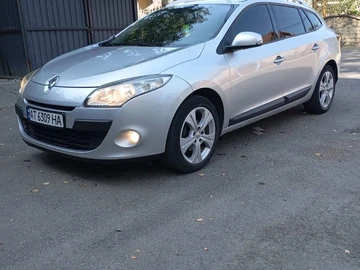 Авто Renault Megane 2010 № 8010127