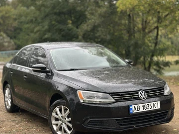Авто Volkswagen Jetta 2013 № 8010300